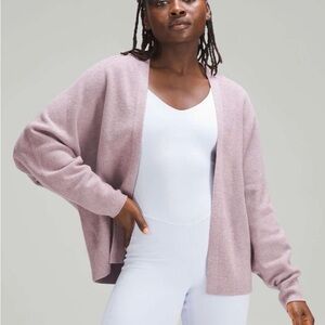 Lululemon Boxy Cotton-Blend Knit Wrap
Heathered Twilight Rose small